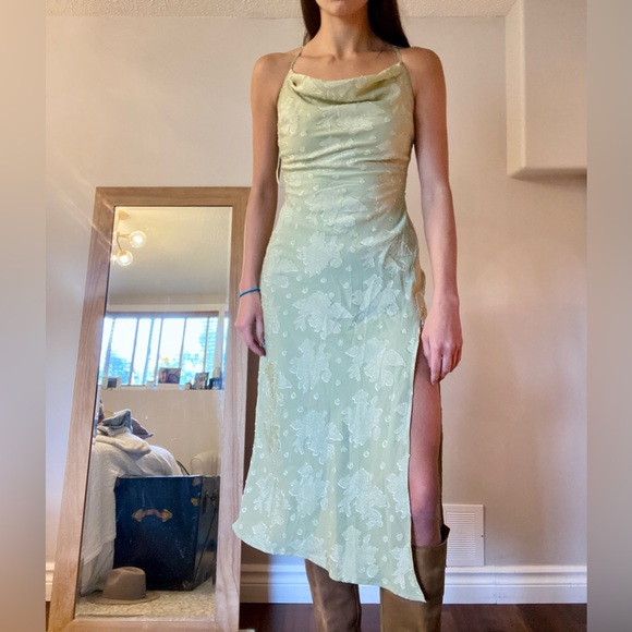 Sweetpot Pistachio Green Lace-Up Dress with Floral Appliqués - US 2 (NWT) - Picture 3 of 8